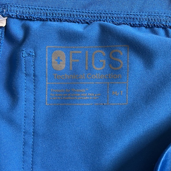 Figs royal blue women’s scrub pants Sz medium tall - Picture 4 of 4